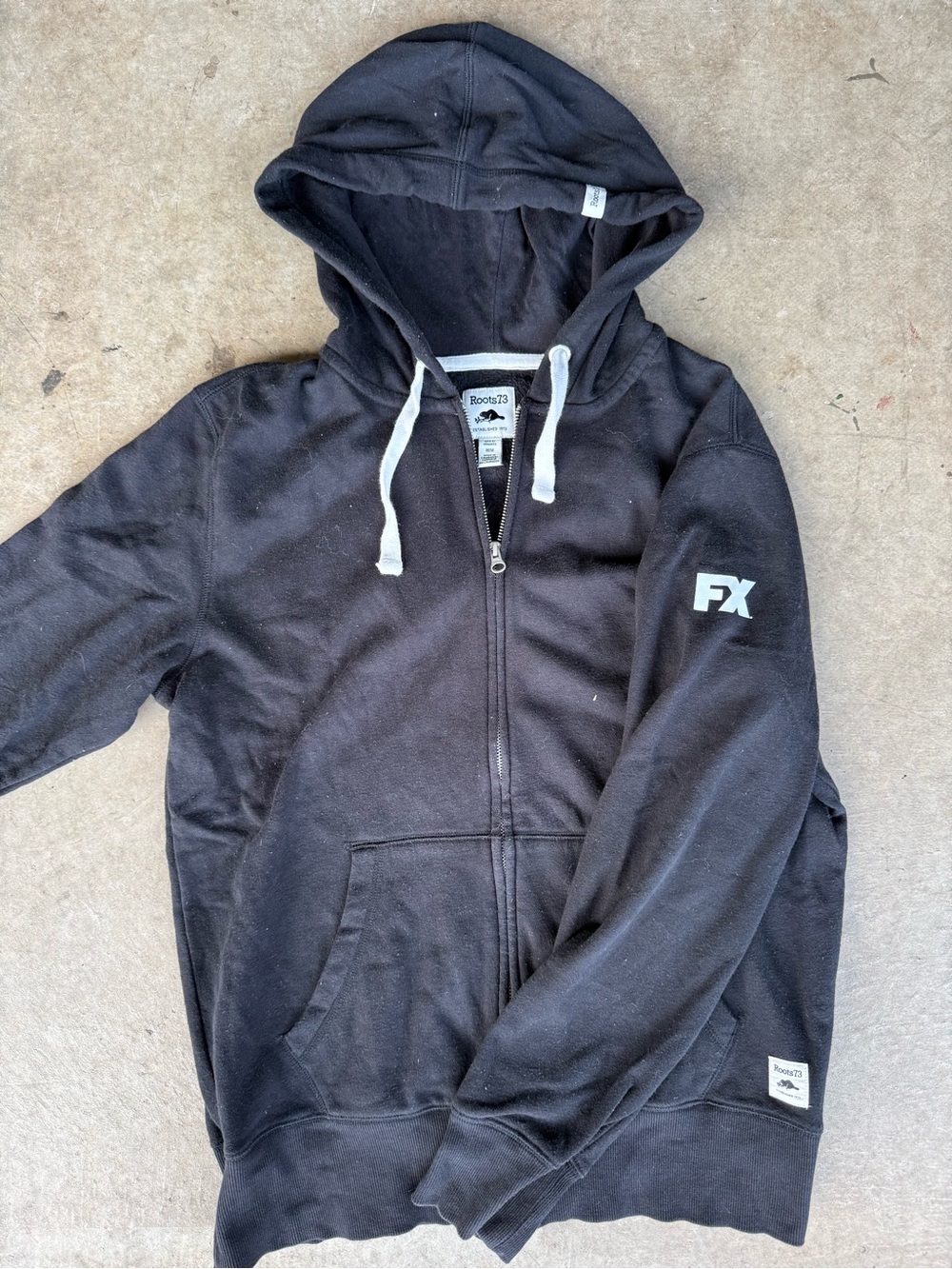 Roots 73 Mems Black vintage Zip up Hoodie